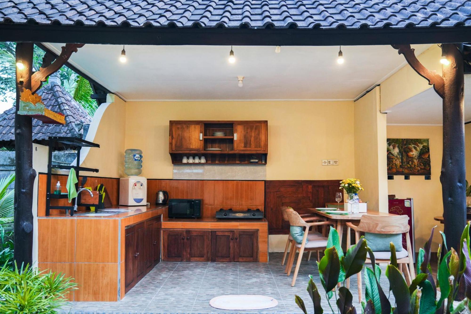 Villa 2bdr Classic + Pool, Garden, Kitchen, Pond *
