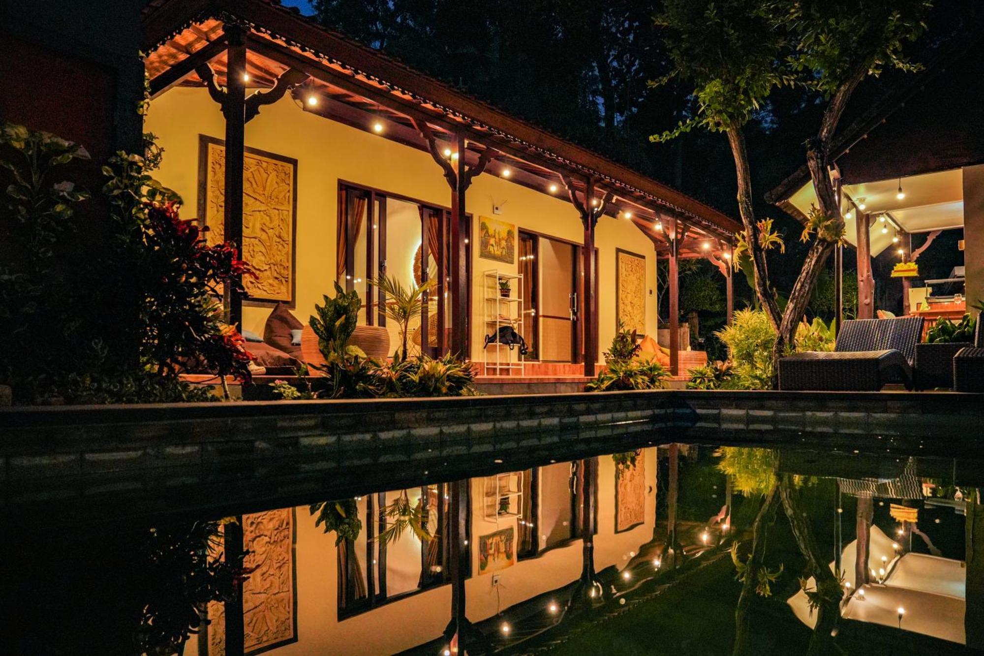 2bdr Classic + Pool, Garden, Kitchen, Pond * Ubud